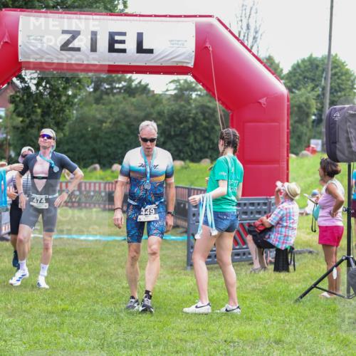 21.06.2026 - 29. Vierlanden-Triathlon Andreas Tolksdorf http://msf.ph/oto/9913915 21.06.2026 11:16:43 Ziel 347, 474 meine-sportfotos.de