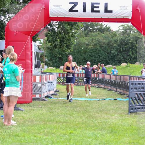 21.06.2026 - 29. Vierlanden-Triathlon Andreas Tolksdorf http://msf.ph/oto/9913944 21.06.2026 11:17:04 Ziel 434, 459 meine-sportfotos.de