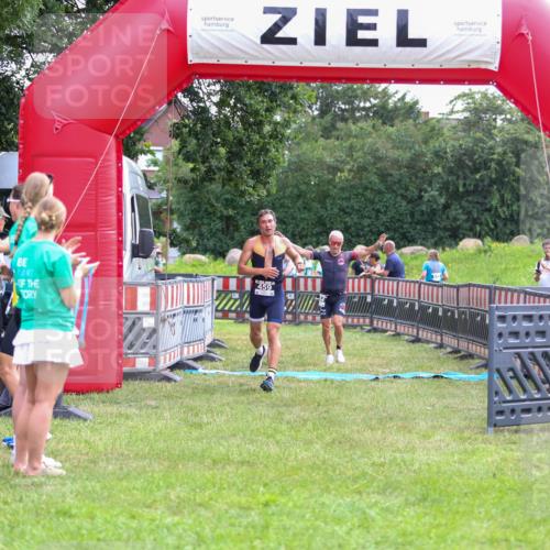 21.06.2026 - 29. Vierlanden-Triathlon Andreas Tolksdorf http://msf.ph/oto/9913945 21.06.2026 11:17:04 Ziel 434, 459 meine-sportfotos.de