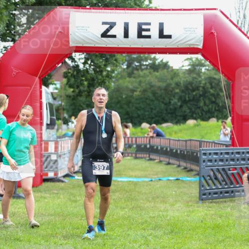 21.06.2026 - 29. Vierlanden-Triathlon Andreas Tolksdorf http://msf.ph/oto/9913989 21.06.2026 11:17:40 Ziel  meine-sportfotos.de