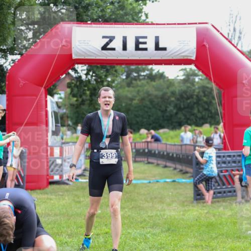 21.06.2026 - 29. Vierlanden-Triathlon Andreas Tolksdorf http://msf.ph/oto/9914029 21.06.2026 11:18:15 Ziel 361 meine-sportfotos.de
