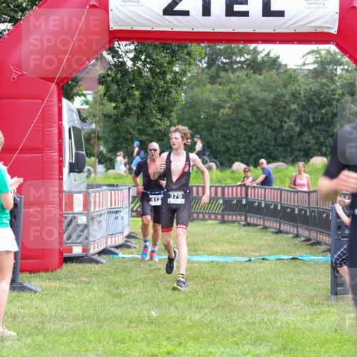 21.06.2026 - 29. Vierlanden-Triathlon Andreas Tolksdorf http://msf.ph/oto/9914051 21.06.2026 11:18:29 Ziel 412 meine-sportfotos.de