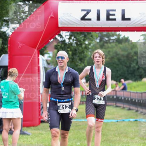 21.06.2026 - 29. Vierlanden-Triathlon Andreas Tolksdorf http://msf.ph/oto/9914068 21.06.2026 11:18:38 Ziel  meine-sportfotos.de