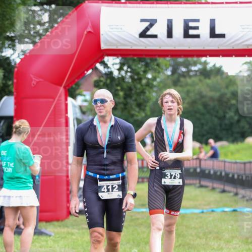 21.06.2026 - 29. Vierlanden-Triathlon Andreas Tolksdorf http://msf.ph/oto/9914072 21.06.2026 11:18:39 Ziel  meine-sportfotos.de