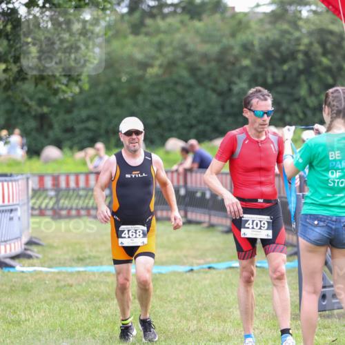 21.06.2026 - 29. Vierlanden-Triathlon Andreas Tolksdorf http://msf.ph/oto/9914102 21.06.2026 11:19:06 Ziel 468 meine-sportfotos.de
