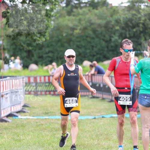 21.06.2026 - 29. Vierlanden-Triathlon Andreas Tolksdorf http://msf.ph/oto/9914104 21.06.2026 11:19:06 Ziel 468 meine-sportfotos.de