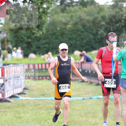 21.06.2026 - 29. Vierlanden-Triathlon Andreas Tolksdorf http://msf.ph/oto/9914105 21.06.2026 11:19:06 Ziel 468 meine-sportfotos.de