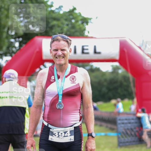 21.06.2026 - 29. Vierlanden-Triathlon Andreas Tolksdorf http://msf.ph/oto/9914239 21.06.2026 11:21:06 Ziel 356 meine-sportfotos.de
