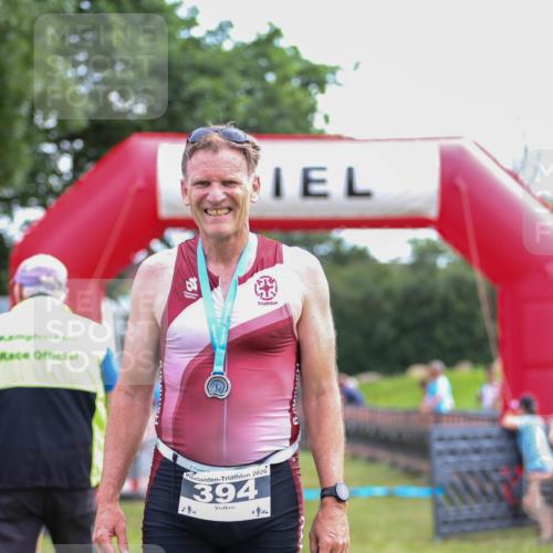 21.06.2026 - 29. Vierlanden-Triathlon Andreas Tolksdorf http://msf.ph/oto/9914240 21.06.2026 11:21:06 Ziel 356 meine-sportfotos.de