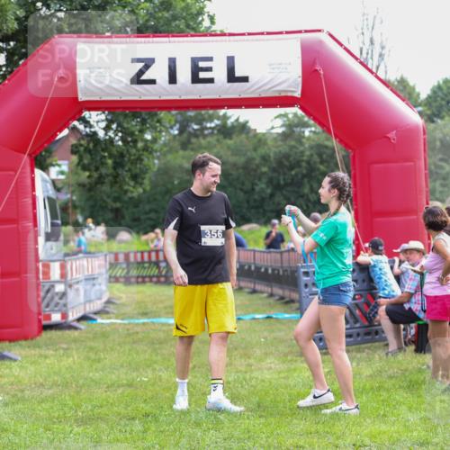 21.06.2026 - 29. Vierlanden-Triathlon Andreas Tolksdorf http://msf.ph/oto/9914249 21.06.2026 11:21:17 Ziel 439 meine-sportfotos.de