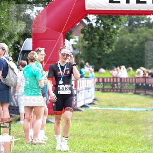 21.06.2026 - 29. Vierlanden-Triathlon Andreas Tolksdorf http://msf.ph/oto/9914481 21.06.2026 11:25:28 Ziel 584 meine-sportfotos.de