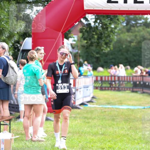 21.06.2026 - 29. Vierlanden-Triathlon Andreas Tolksdorf http://msf.ph/oto/9914482 21.06.2026 11:25:28 Ziel 584 meine-sportfotos.de