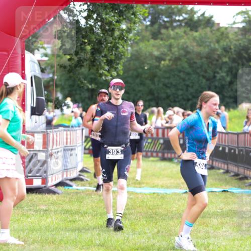 21.06.2026 - 29. Vierlanden-Triathlon Andreas Tolksdorf http://msf.ph/oto/9914502 21.06.2026 11:25:45 Ziel 357, 359, 393, 603 meine-sportfotos.de