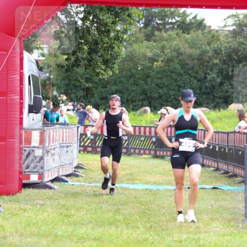 21.06.2026 - 29. Vierlanden-Triathlon Andreas Tolksdorf http://msf.ph/oto/9914555 21.06.2026 11:26:29 Ziel 496, 564, 1356 meine-sportfotos.de