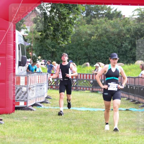 21.06.2026 - 29. Vierlanden-Triathlon Andreas Tolksdorf http://msf.ph/oto/9914559 21.06.2026 11:26:29 Ziel 496, 564, 1356 meine-sportfotos.de