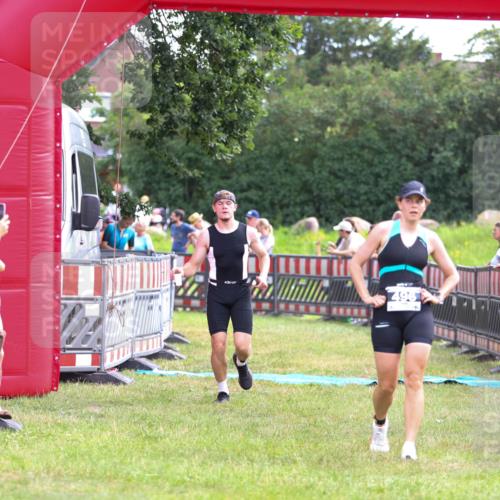 21.06.2026 - 29. Vierlanden-Triathlon Andreas Tolksdorf http://msf.ph/oto/9914562 21.06.2026 11:26:29 Ziel 496, 564, 1356 meine-sportfotos.de