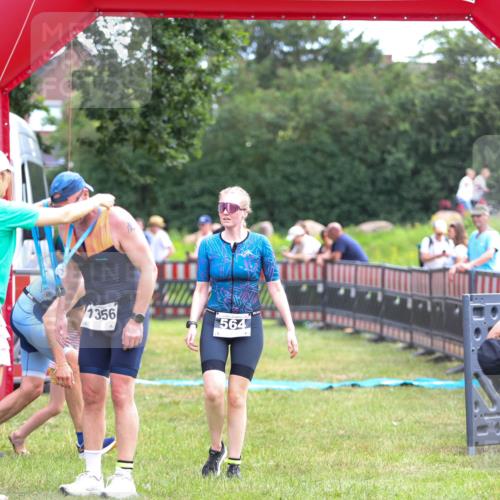 21.06.2026 - 29. Vierlanden-Triathlon Andreas Tolksdorf http://msf.ph/oto/9914580 21.06.2026 11:26:40 Ziel 536, 564, 1356 meine-sportfotos.de