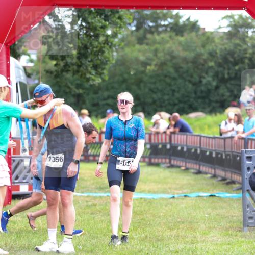 21.06.2026 - 29. Vierlanden-Triathlon Andreas Tolksdorf http://msf.ph/oto/9914582 21.06.2026 11:26:40 Ziel 536, 564, 1356 meine-sportfotos.de