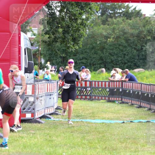 21.06.2026 - 29. Vierlanden-Triathlon Andreas Tolksdorf http://msf.ph/oto/9914610 21.06.2026 11:26:57 Ziel 353, 480, 526 meine-sportfotos.de