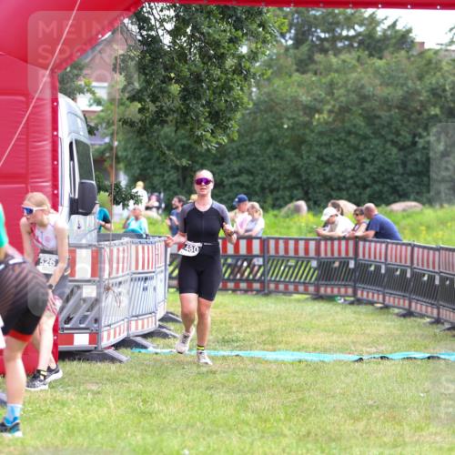 21.06.2026 - 29. Vierlanden-Triathlon Andreas Tolksdorf http://msf.ph/oto/9914611 21.06.2026 11:26:57 Ziel 353, 480, 526 meine-sportfotos.de