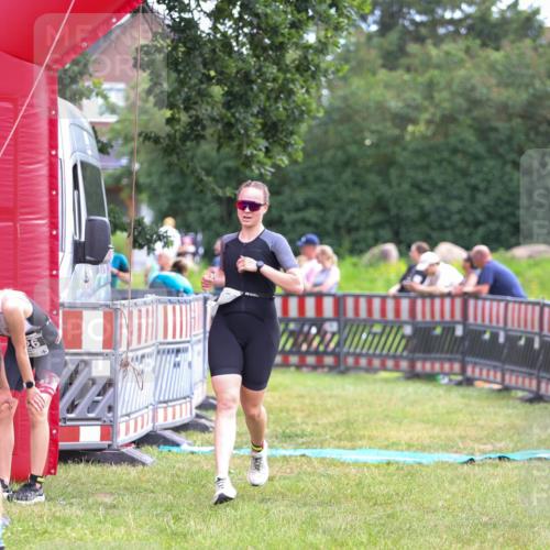 21.06.2026 - 29. Vierlanden-Triathlon Andreas Tolksdorf http://msf.ph/oto/9914616 21.06.2026 11:26:58 Ziel 353, 480, 526 meine-sportfotos.de