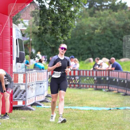 21.06.2026 - 29. Vierlanden-Triathlon Andreas Tolksdorf http://msf.ph/oto/9914622 21.06.2026 11:26:58 Ziel 353, 480, 526 meine-sportfotos.de