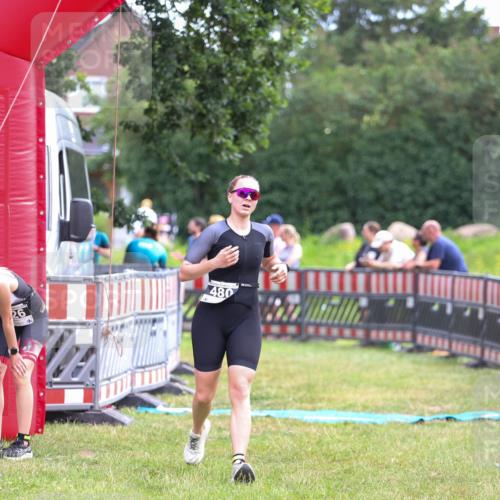 21.06.2026 - 29. Vierlanden-Triathlon Andreas Tolksdorf http://msf.ph/oto/9914624 21.06.2026 11:26:58 Ziel 353, 480, 526 meine-sportfotos.de