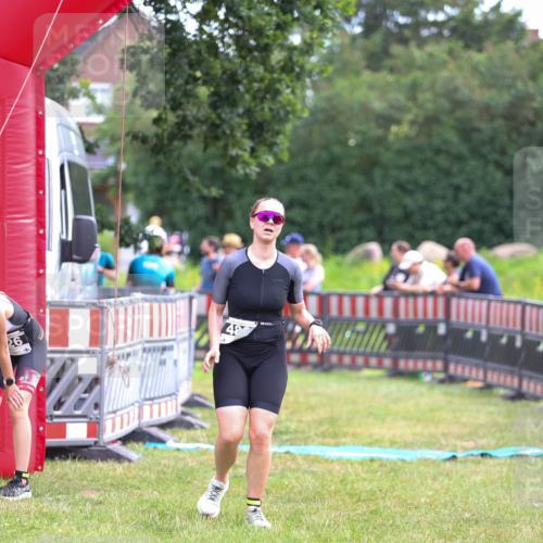 21.06.2026 - 29. Vierlanden-Triathlon Andreas Tolksdorf http://msf.ph/oto/9914627 21.06.2026 11:26:58 Ziel 353, 480, 526 meine-sportfotos.de
