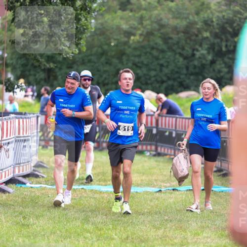 21.06.2026 - 29. Vierlanden-Triathlon Andreas Tolksdorf http://msf.ph/oto/9914654 21.06.2026 11:27:25 Ziel 442, 521, 619 meine-sportfotos.de