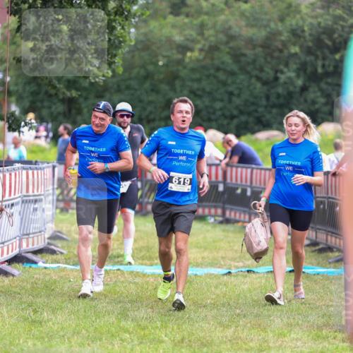 21.06.2026 - 29. Vierlanden-Triathlon Andreas Tolksdorf http://msf.ph/oto/9914655 21.06.2026 11:27:25 Ziel 442, 521, 619 meine-sportfotos.de