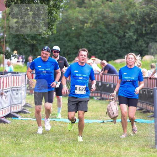 21.06.2026 - 29. Vierlanden-Triathlon Andreas Tolksdorf http://msf.ph/oto/9914658 21.06.2026 11:27:25 Ziel 442, 521, 619 meine-sportfotos.de