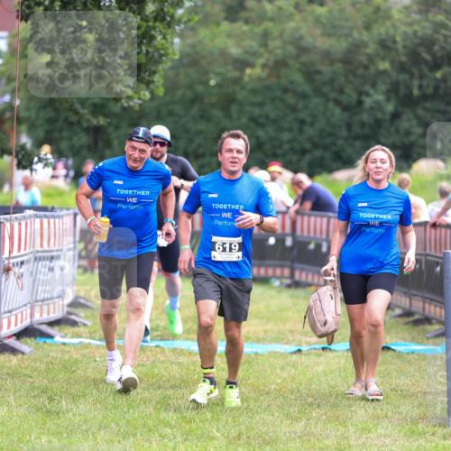 21.06.2026 - 29. Vierlanden-Triathlon Andreas Tolksdorf http://msf.ph/oto/9914660 21.06.2026 11:27:25 Ziel 442, 521, 619 meine-sportfotos.de