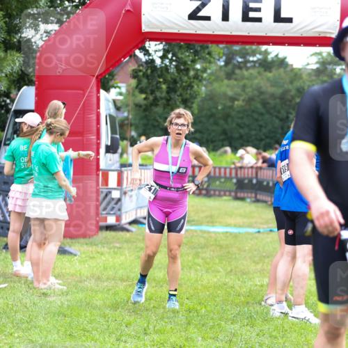 21.06.2026 - 29. Vierlanden-Triathlon Andreas Tolksdorf http://msf.ph/oto/9914684 21.06.2026 11:27:41 Ziel 396 meine-sportfotos.de