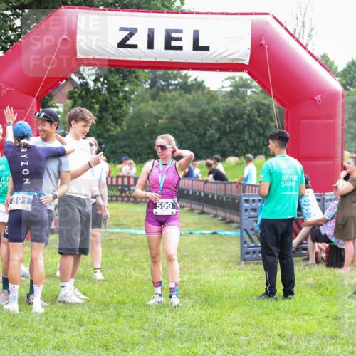 21.06.2026 - 29. Vierlanden-Triathlon Andreas Tolksdorf http://msf.ph/oto/9914751 21.06.2026 11:28:29 Ziel 401, 540 meine-sportfotos.de