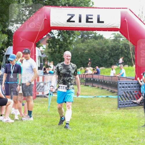 21.06.2026 - 29. Vierlanden-Triathlon Andreas Tolksdorf http://msf.ph/oto/9914778 21.06.2026 11:29:06 Ziel  meine-sportfotos.de