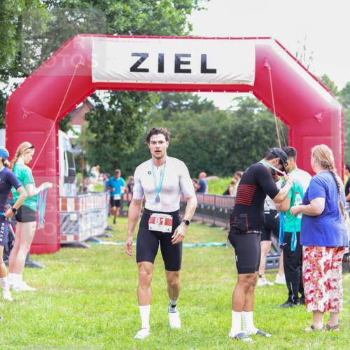21.06.2026 - 29. Vierlanden-Triathlon Andreas Tolksdorf http://msf.ph/oto/9914839 21.06.2026 11:29:47 Ziel 404, 418, 530 meine-sportfotos.de