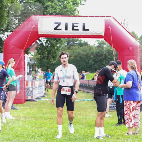 21.06.2026 - 29. Vierlanden-Triathlon Andreas Tolksdorf http://msf.ph/oto/9914840 21.06.2026 11:29:47 Ziel 404, 418, 530 meine-sportfotos.de