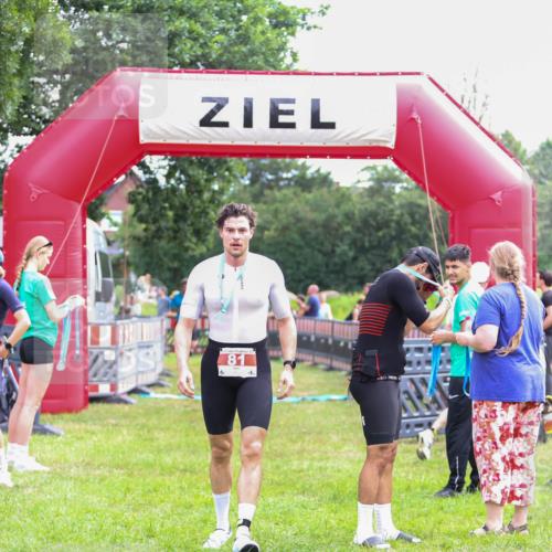 21.06.2026 - 29. Vierlanden-Triathlon Andreas Tolksdorf http://msf.ph/oto/9914844 21.06.2026 11:29:47 Ziel 404, 418, 530 meine-sportfotos.de
