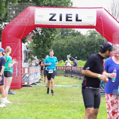 21.06.2026 - 29. Vierlanden-Triathlon Andreas Tolksdorf http://msf.ph/oto/9914850 21.06.2026 11:29:53 Ziel 404, 418, 530, 545 meine-sportfotos.de