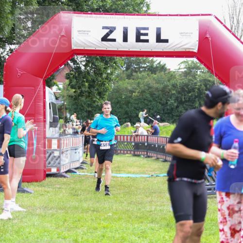 21.06.2026 - 29. Vierlanden-Triathlon Andreas Tolksdorf http://msf.ph/oto/9914851 21.06.2026 11:29:53 Ziel 404, 418, 530, 545 meine-sportfotos.de