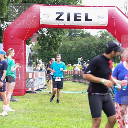 21.06.2026 - 29. Vierlanden-Triathlon Andreas Tolksdorf http://msf.ph/oto/9914854 21.06.2026 11:29:53 Ziel 404, 418, 530, 545 meine-sportfotos.de