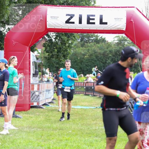 21.06.2026 - 29. Vierlanden-Triathlon Andreas Tolksdorf http://msf.ph/oto/9914855 21.06.2026 11:29:53 Ziel 404, 418, 530, 545 meine-sportfotos.de