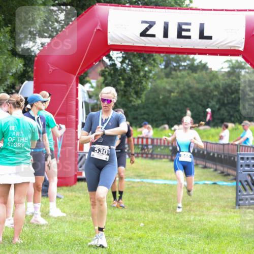 21.06.2026 - 29. Vierlanden-Triathlon Andreas Tolksdorf http://msf.ph/oto/9914860 21.06.2026 11:30:01 Ziel 404, 406, 545 meine-sportfotos.de