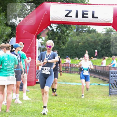 21.06.2026 - 29. Vierlanden-Triathlon Andreas Tolksdorf http://msf.ph/oto/9914861 21.06.2026 11:30:01 Ziel 404, 406, 545 meine-sportfotos.de