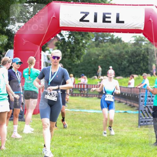 21.06.2026 - 29. Vierlanden-Triathlon Andreas Tolksdorf http://msf.ph/oto/9914863 21.06.2026 11:30:02 Ziel 404, 406, 545 meine-sportfotos.de