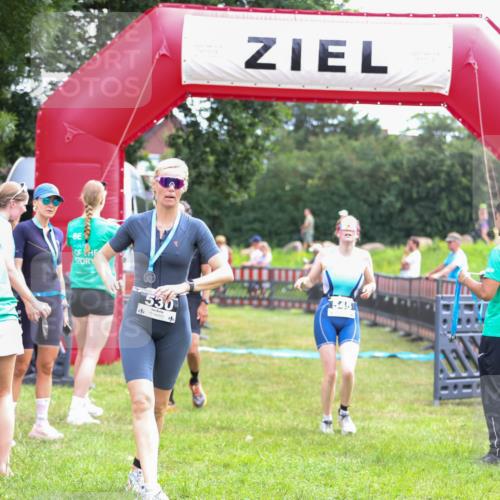 21.06.2026 - 29. Vierlanden-Triathlon Andreas Tolksdorf http://msf.ph/oto/9914864 21.06.2026 11:30:02 Ziel 404, 406, 545 meine-sportfotos.de