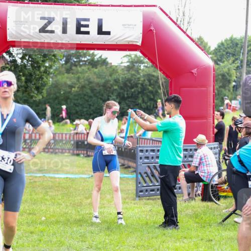 21.06.2026 - 29. Vierlanden-Triathlon Andreas Tolksdorf http://msf.ph/oto/9914871 21.06.2026 11:30:03 Ziel 406, 545, 614 meine-sportfotos.de