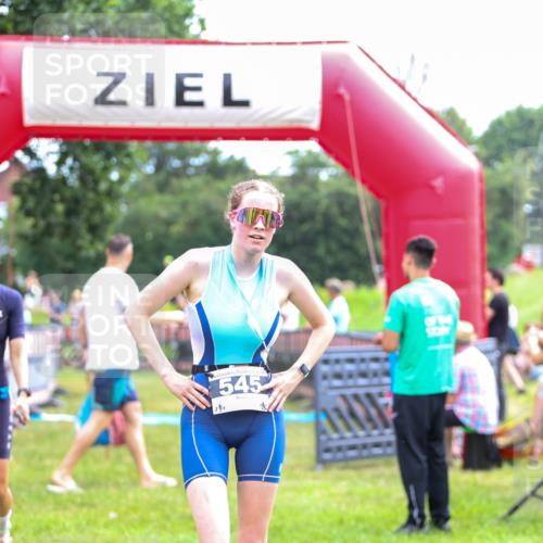 21.06.2026 - 29. Vierlanden-Triathlon Andreas Tolksdorf http://msf.ph/oto/9914883 21.06.2026 11:30:12 Ziel 406, 614 meine-sportfotos.de