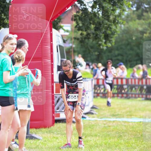 21.06.2026 - 29. Vierlanden-Triathlon Andreas Tolksdorf http://msf.ph/oto/9914968 21.06.2026 11:31:58 Ziel 604 meine-sportfotos.de