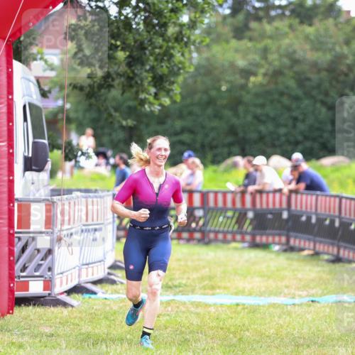 21.06.2026 - 29. Vierlanden-Triathlon Andreas Tolksdorf http://msf.ph/oto/9914979 21.06.2026 11:32:13 Ziel 403, 581 meine-sportfotos.de
